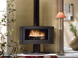 Печь-камин Invicta Antaya в интерьере чугунная Амазонка бай фото в Витебске