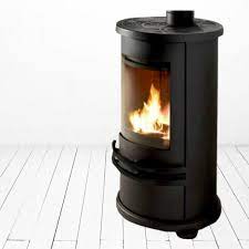 Купить Печь-камин Invicta Orense в интерьере чугунная в Витебске в Витебске