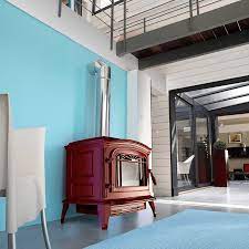 Купить Печь-камин Invicta Bradford белая эмаль в интерьере чугунная в Витебске в Витебске