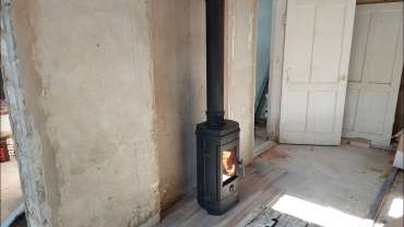 Купить недорогой камин с большим стеклом EVEREST F7 в Витебске в Витебске