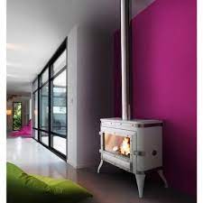 Печь-камин чугунный Invicta Bradford в интерьере Амазонка бай фото в Витебске