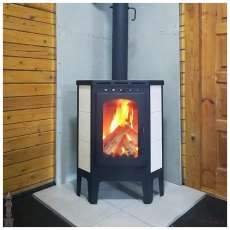 Стальной камин Бавария угловая Амазонка бай фото в интерьере в Витебске