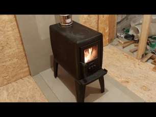 Печь-камин чугунный FireWay Zeige в интерьере Амазонка бай фото в Витебске