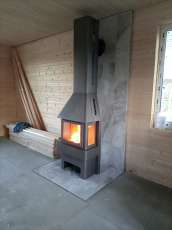 Недорогой камин Бавария со стеклами графит фото в интерьере в Витебске