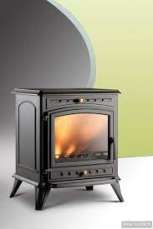 Печь-камин чугунный Invicta Altea в интерьере Амазонка бай фото в Витебске