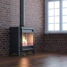 Печь-камин Invicta Siam в интерьере Амазонка бай фото в Витебске