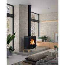 Печь-камин чугунный Invicta Kazan в интерьере Амазонка бай фото в Витебске