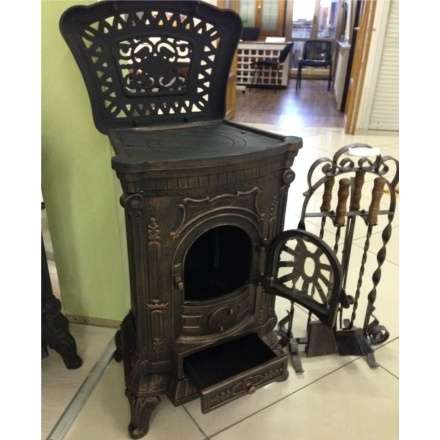 Печка чугунная Амбра в интерьере Амазонка бай фото в Витебске
